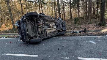 Am Freitagnachmittag überschlug sich dieser Wagen bei einem Unfall in Drangstedt.