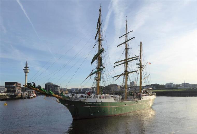 Bye, bye, „Alex II“: Bis zum Wiedersehen in Bremerhaven vergeht viel Zeit Alex II