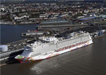 Am Mittwoch soll die "Genting Dream" der Reederei übergeben werden.