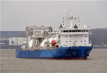 Am Montag wird das LNG-Tankschiff „Kairos“ die Aidacosma betanken.