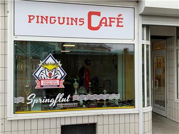 Am nächsten Montag ist es soweit. Für zweieinhalb Wochen öffnet das Pinguins-Café in der Friedrich-Ebert-Straße.