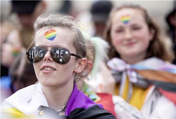 Am Samstag, 27. August 2022, trifft sich die queere Community in Bremen zum Christopher Street Day.