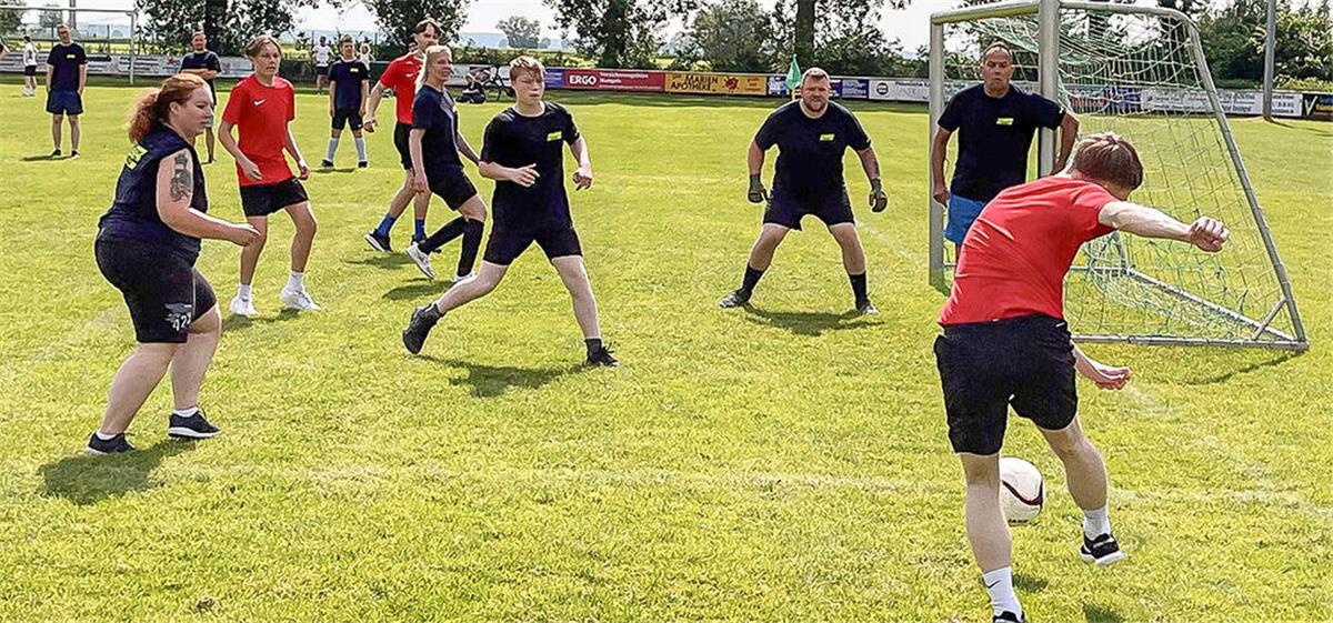 Wremer Sportwoche 2025 vom 23. bis 24. Mai 2025 Fuß-Ball-Straße