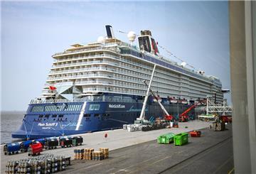 Die "Mein Schiff 3" liegt in Bremerhaven.