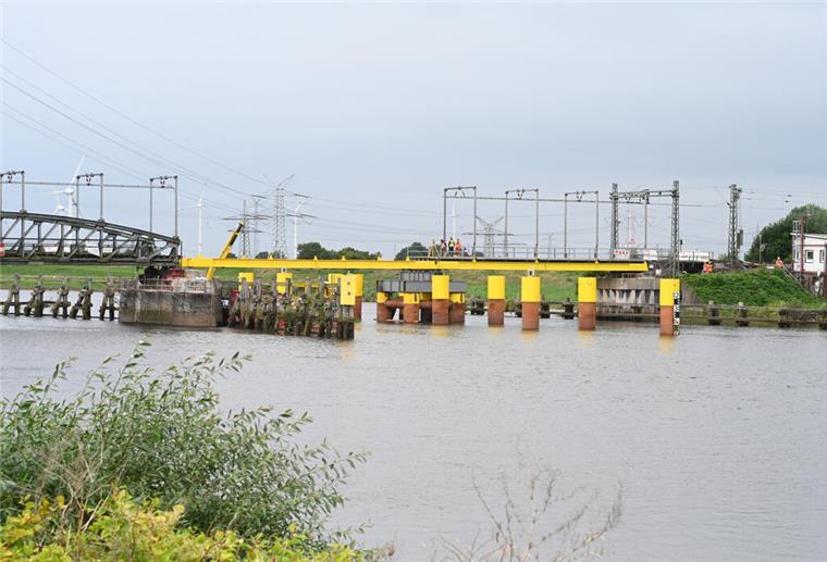 Bahnbrücke über die Hunte bei Elsfleth
