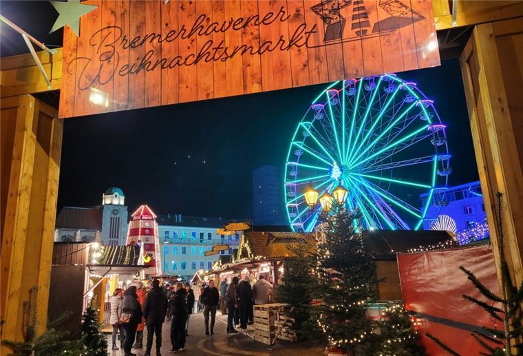 Eingang zum Bremerhavener Weihnachtsmarkt