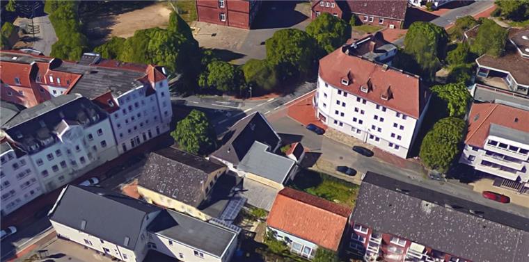 An der Kreuzung Lange Straße/Krüselstraße ist am Dienstagvormittag ein Radfahrer verletzt worden.