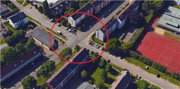 An der Kreuzung Schillerstraße/Hamburger Straße hat sich am Dienstagabend ein Verkehrsunfall ereignet.