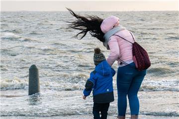 An der Nordseeküste kann man sich am Wochenende ordentlich durchpusten lassen. Ein Orkan soll aufziehen.