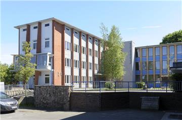 An der Paula-Modersohn-Schule ist ein 15-Jähriger von seinen Mitschülern verprügelt worden. Er lag vier Tage im Krankenhaus.