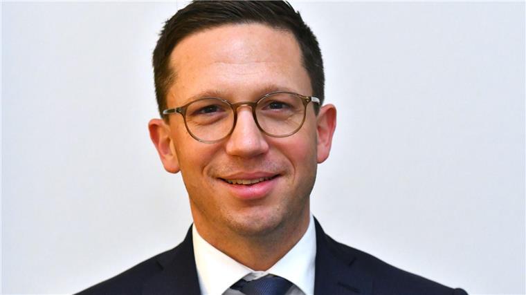 Projekt zu Gesundheitsfolgen des Klimawandels in der Stadt An einem Forschungsprojekt zu den Gesundheitsfolgen des Klimawandels in Städten beteiligt sich unter anderem das Wissenschaftsministerium unter Minister Falko Mohrs (SPD). (Archivfoto)
