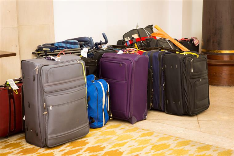 An Weihnachten zu den Liebsten oder in den Skiurlaub zu reisen, kann Stress bedeuten.