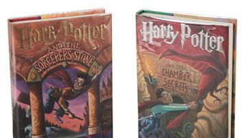 Andenken an Comic-Helden und Fantasy-Figuren in Kalifornien versteigert.
