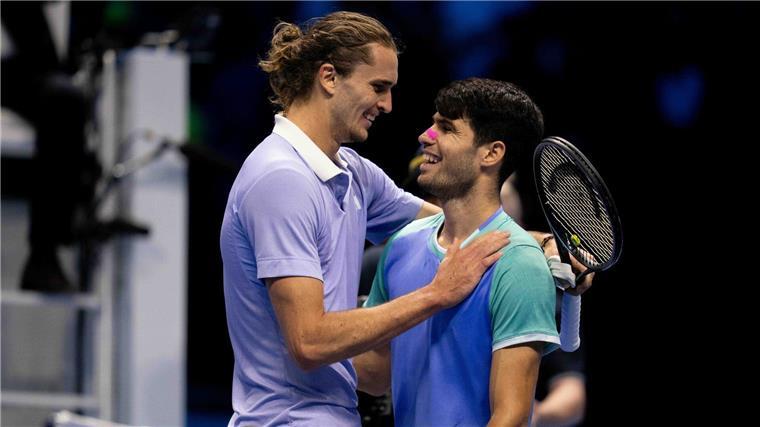 Famoser Zverev witzelt: „Deshalb nicht Nummer 1“ Anders als beim verlorenen French-Open-Finale setzte sich Zverev diesmal gegen Alcaraz durch.