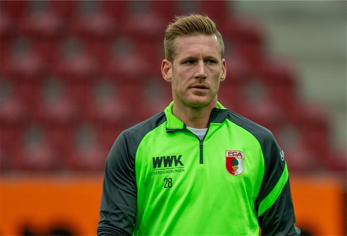 André Hahn: Ich hätte Bremen stärker eingeschätzt Andrea Hahn spielt mit Augsburg am Wochenende gegen Werder.