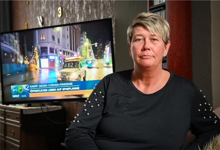 Andrea Pfützner hat Angst vor dem Corona-Virus, weil ihr Handwerker kürzlich im Zillertal in Tirol gewesen ist. Foto: Scheschonka