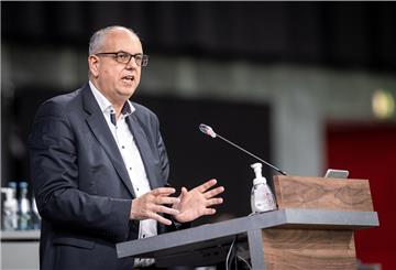 Bremen: Andreas Bovenschulte (SPD), Bürgermeister von Bremen, spricht bei einer Sitzung der Bürgerschaft. 