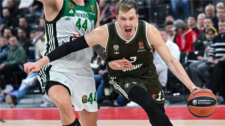 Andreas Obst war wieder bester Bayern-Werfer, verhindern konnte er die erste Niederlage im SAP Garden aber nicht.