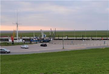 Parkfläche am Kutterhafen in Wremen