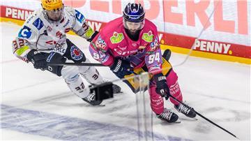 Angreifer Liam Kirk trifft mit den Eisbären Berlin auf seinen Heimatclub Sheffield Steelers.