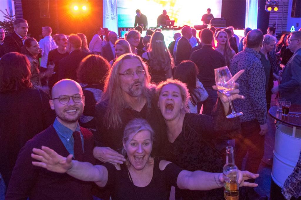 Anja Bagei, Sandra Aue, Heiko Kleinhanns und Dr. Torge Sommer waren im Fischbahn...