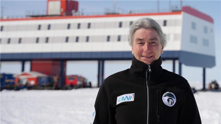 In der Antarktis kommt keine echte Weihnachtsstimmung auf Anja Weber leitet die Forschungsstation des Bremerhavener Alfred-Wegener-Instituts in der Antarktis.
