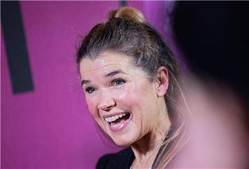 Anke Engelke, Schauspielerin und Komikerin, sorgt sich um das gesellschaftliche Miteinander.