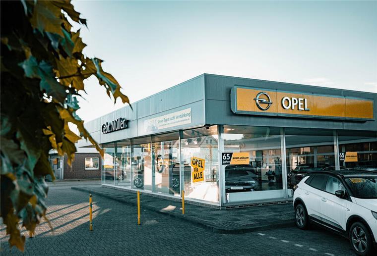 Autohaus Gebr. Müller Nordenham Neuwagenhalle
