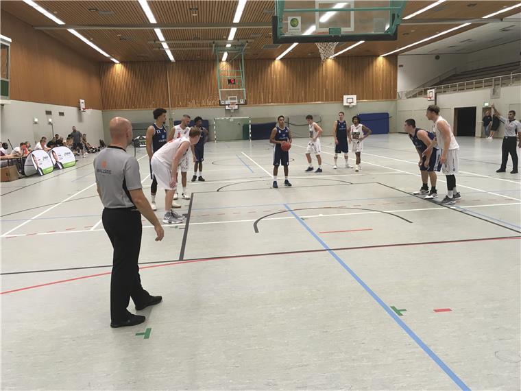 Anthony Canty präsentierte sich in guter Form. Der Spielmacher traf alle seine zwölf Freiwürfe - besser geht`s nicht.