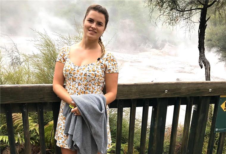 Backpackerin aus Elmlohe darf Neuseeland verlassen Antonia Rother aus Elmlohe sitzt in Neuseeland fest. Jetzt kann sie endlich nachhause.