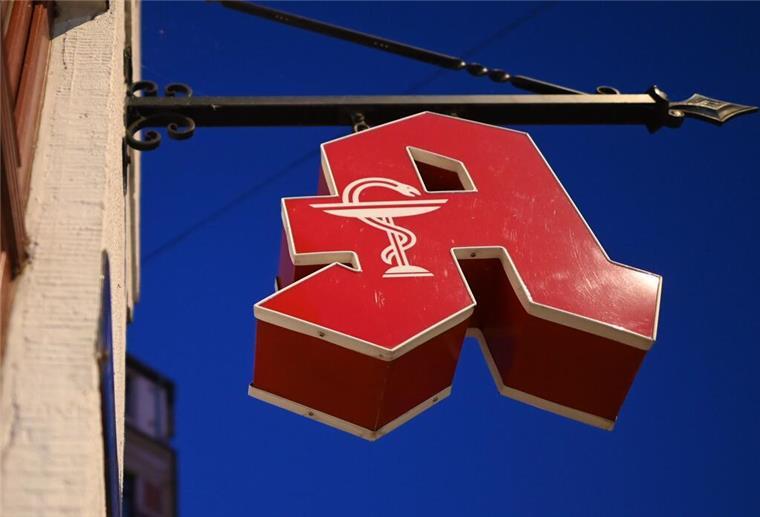 Apotheken in Not: Jetzt wollen auch unsere Gesundheitspartner streiken Apotheker in Norddeutschland streiken am 8. November für mehr Geld.