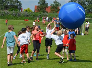 Auch abseits der klassischen Sportdisziplinen wird auf dem Kindersportfest – wie hier 2016 in Wilstedt – für Unterhaltung bestens gesorgt. 