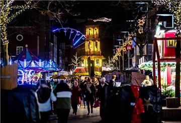 Auch auf dem Bremerhavener Weihnachtsmarkt wird die „FreiKarte“ als Zahlungsmittel akzeptiert werden