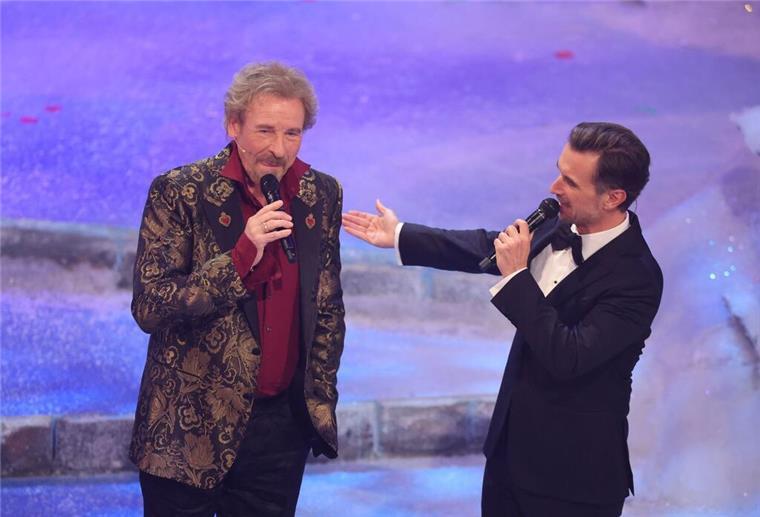 Helene Fischer rührt Plätzchenteig - und Zuckowski zu Tränen Auch der Auftritt von Thomas Gottschalk war mit Spannung erwartet worden.