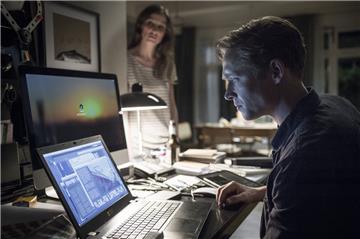 Auch ein deutsches Serien-Highlight erwartet uns in diesem Jahr. &quot;You Are Wanted&quot; ist die erste deutsche Produktion von Amazon Prime, in der Hauptrolle ist Matthias Schweighöfer zu sehen. Er spielt darin den Projektmanager Lukas Franke, der durch einen Hacker-Angriff in Gefahr gerät. Die sechs Folgen sollen ab März auf Amazon Prime zu sehen sein.