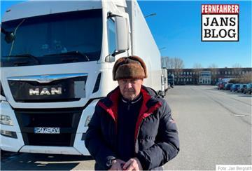 Auch ein Kriegsschicksal: Igor Vdorin, Lkw-Fahrer aus der Ukraine, musste tagelang in Bremerhaven ausharren, bevor er von seiner Spedition in der Ukraine neue Order bekam. Er fährt jetzt über Rumänien Fisch nach Moldavien.