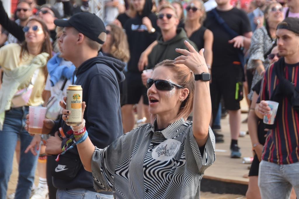 Auch elektronische Genres wie Techno sind auf dem Musikfestival vertreten.