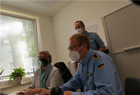 Auch im Gesundheitsamt Bremen unterstützten Bundeswehr-Angehörige den Kampf gegen die Pandemie.