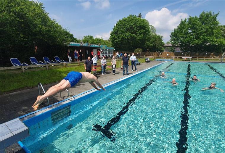 Start der Freibadsaison am 4. Juni 2021 im Lubibad in Lunestedt. .Das Waldbad in Bokel öffnet ebenfalls.