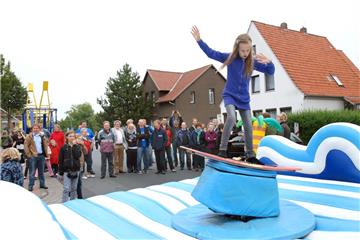 Auch in diesem Jahr dürfen sich die Besucher in Loxstedt auf den Surfsimulator freuen.