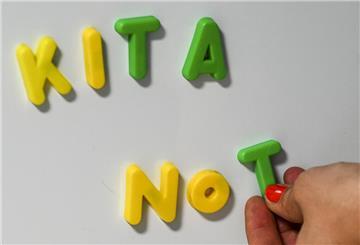 Kitas in Not