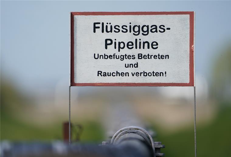 Energieversorger EWE baut 70 Kilometer lange Pipeline für LNG-Import Auch in Wilhelmshaven wird eine Pipeline geplant.