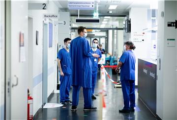 Auch Pflegekräfte in Krankenhäusern sollen nun einen Bonus von bis zu 1000 Euro bekommen.