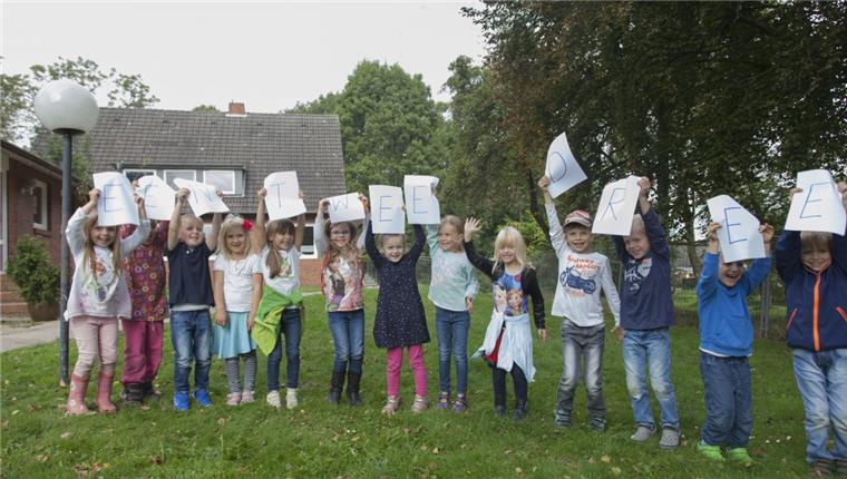 Plattdeutsch: Fast verlorene Sprache steht derzeit in Nordholz im Fokus Auch sie gehören zu den Adressaten der landesweiten Aktion: Die Kindergartenkinder aus Spieka.
