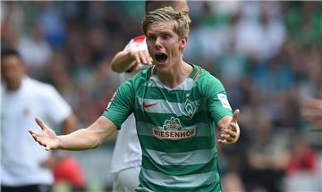 Auch Stürmer Aron Johannsson konnte nichts gegen die Niederlage von Werder gegen den FC Augsburg tun.