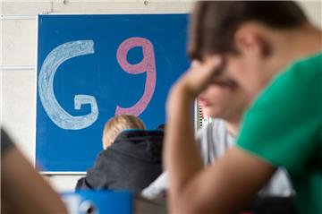 Auch wenn Schüler aus dem Altkreis Wesermünde ihr Abitur an einer Bremerhavener Schule machen, bleibt ihnen nur G9 – also die Hochschulreife nach 13 Jahren.