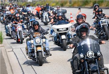 Teilnehmer der Parade der Hamburger Harley Days