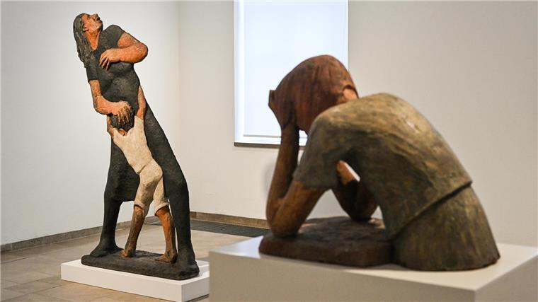 Auf den Spanischen Bürgerkrieg reagierte Péri mit seiner Kunst. Diese überlebensgroße Mutter-Kind-Darstellung von 1937 war sein künstlerischer Appell die spanische Republik zu unterstützen.