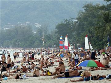 Auf der beliebten Touristeninsel Phuket hat es Explosionen gegeben.
