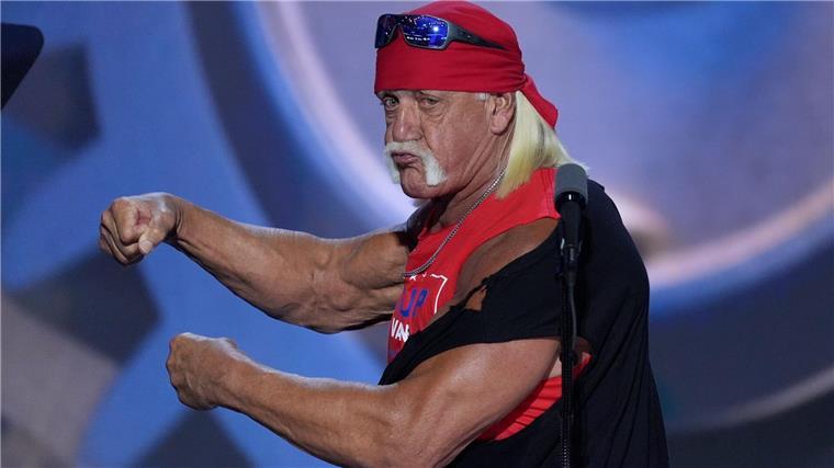 Auf der Bühne beim Parteitag der Republikaner ist Hulk Hogan ein bejubelter Stargast.